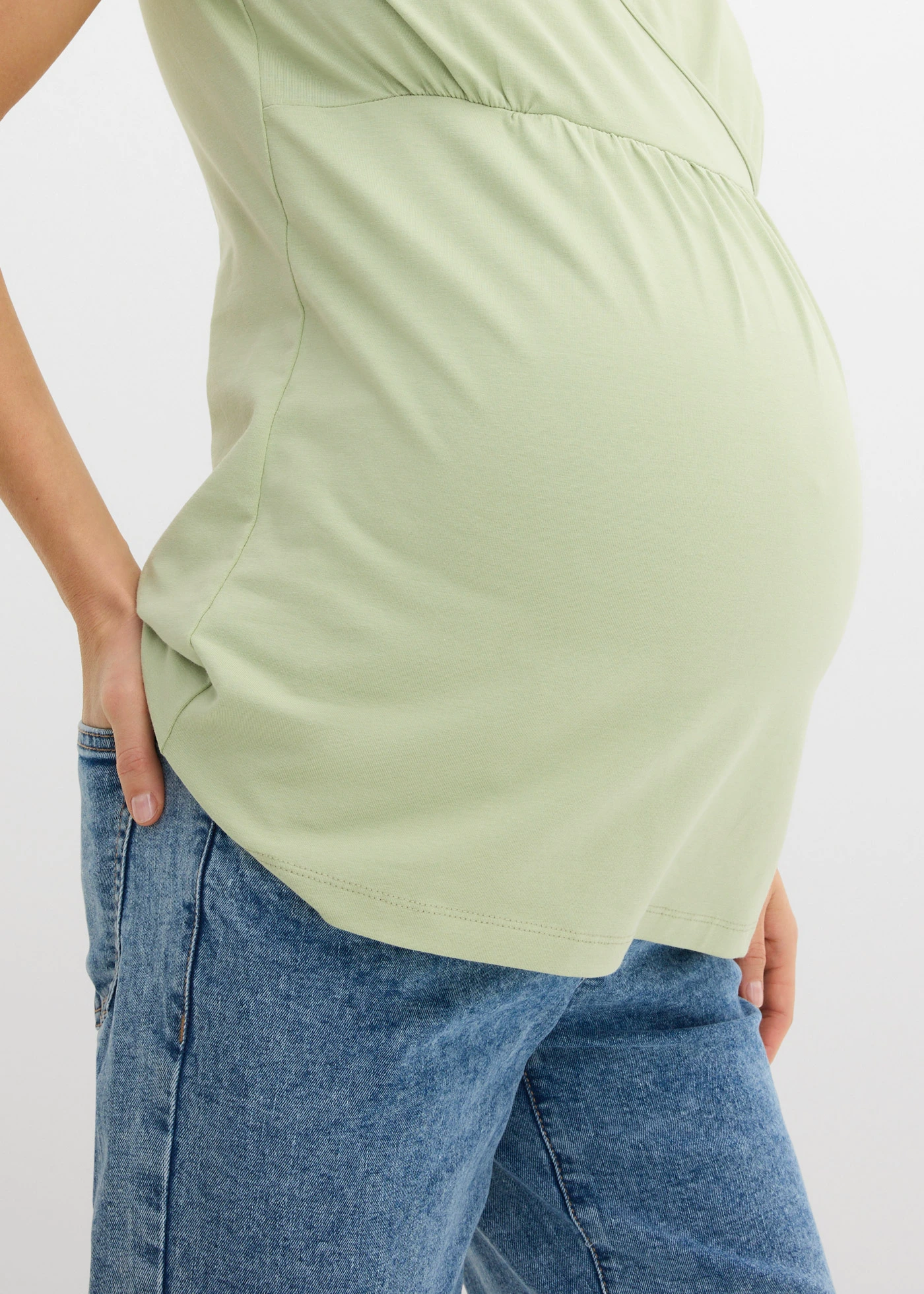 T-shirt de grossesse et d’allaitement en coton • vert pâle • Boutique bonprix