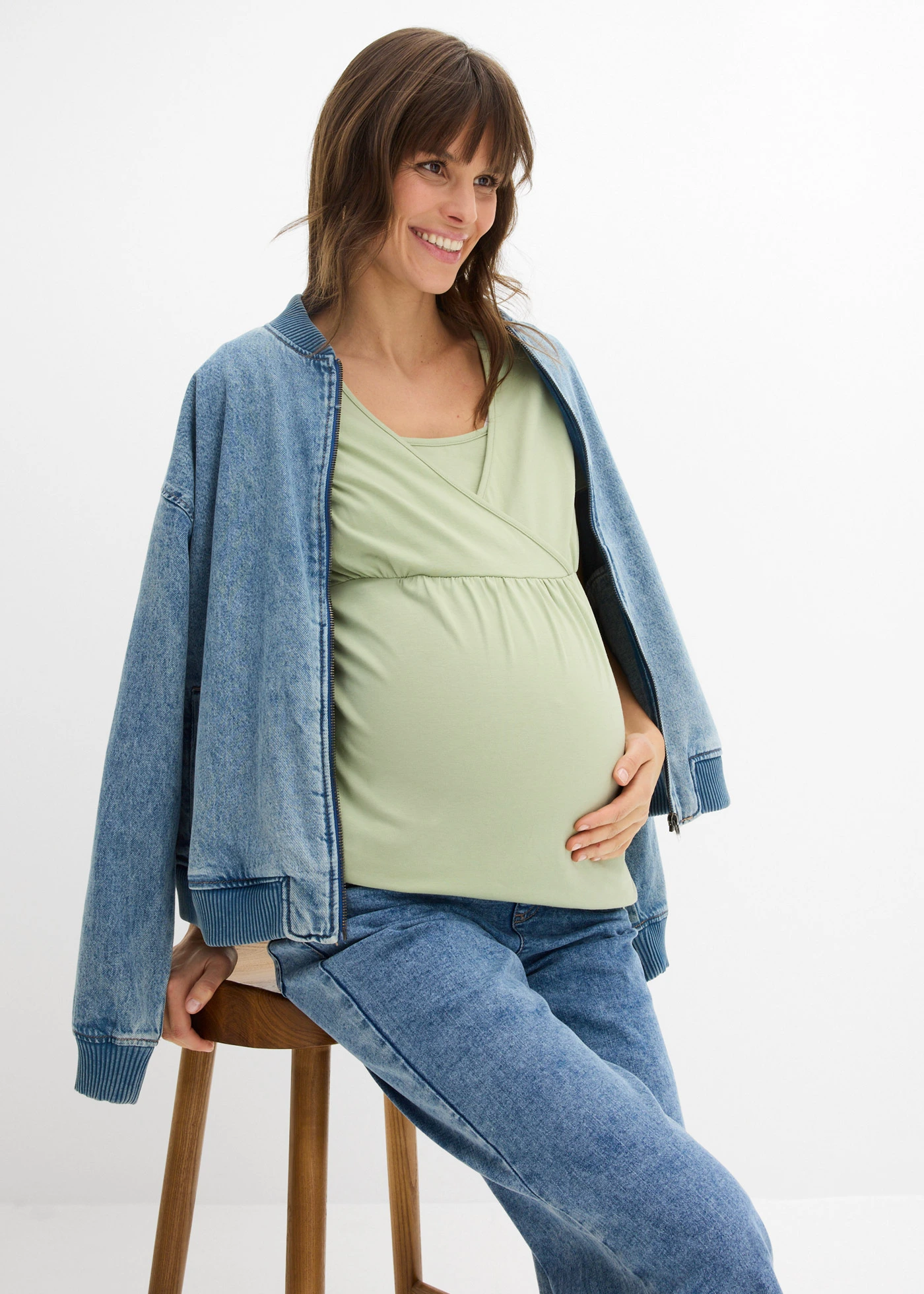 2-in-1 zwangerschaps- en borstvoedingsshirt van biologisch katoen • bleekgroen • bonprix online shop