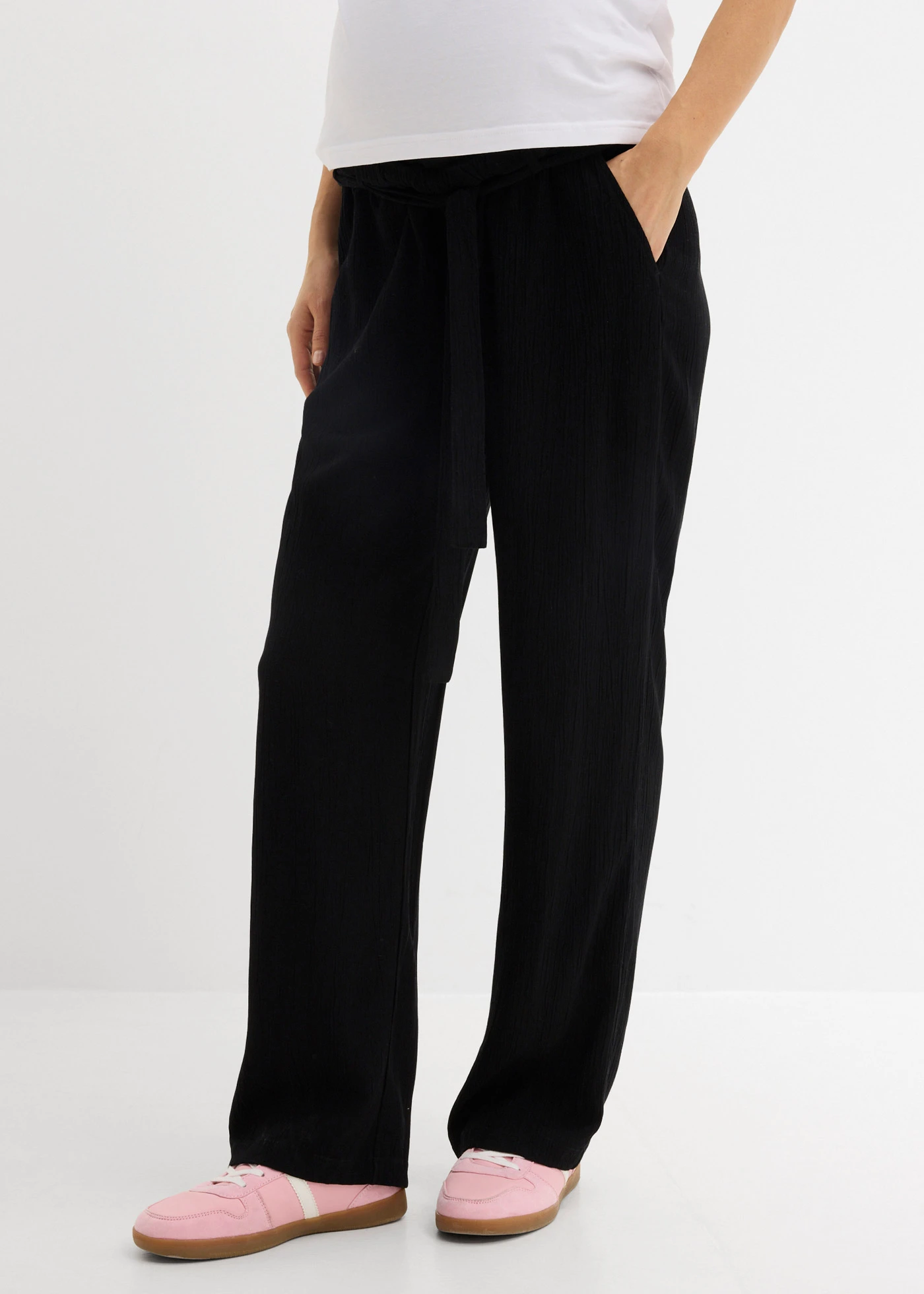 Pantalon de grossesse loose et confortable en crêpe de viscose • noir • Boutique bonprix