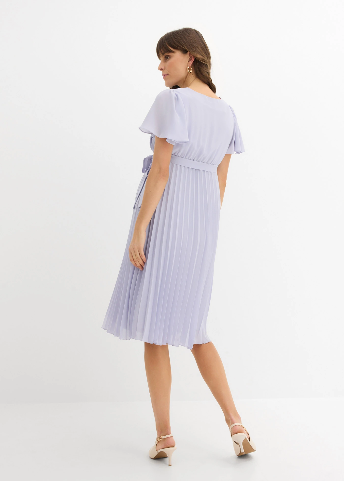 Robe de grossesse en crêpe georgette • violet poudré • Boutique bonprix
