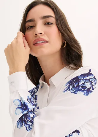 Rochie tip bluză din viscoză fluidă • alb-albastru cu flori • magazin bonprix