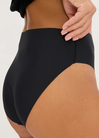 Lot de 4 slips maxi en microfibre à coutures invisibles • noir + bois de rose + beige sable + marron foncé • Boutique bonprix