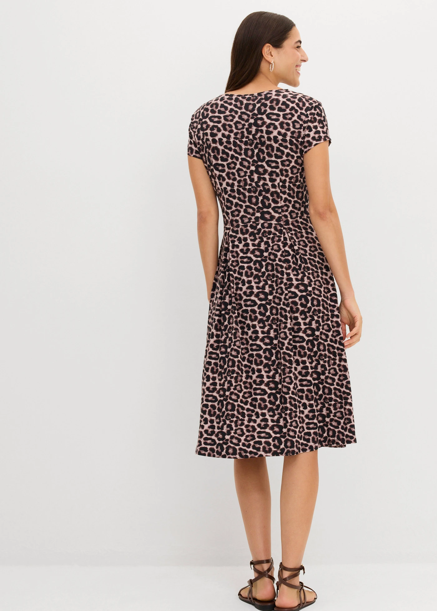 Jersey jurk met luipaardprint • luipaardprint • bonprix online shop