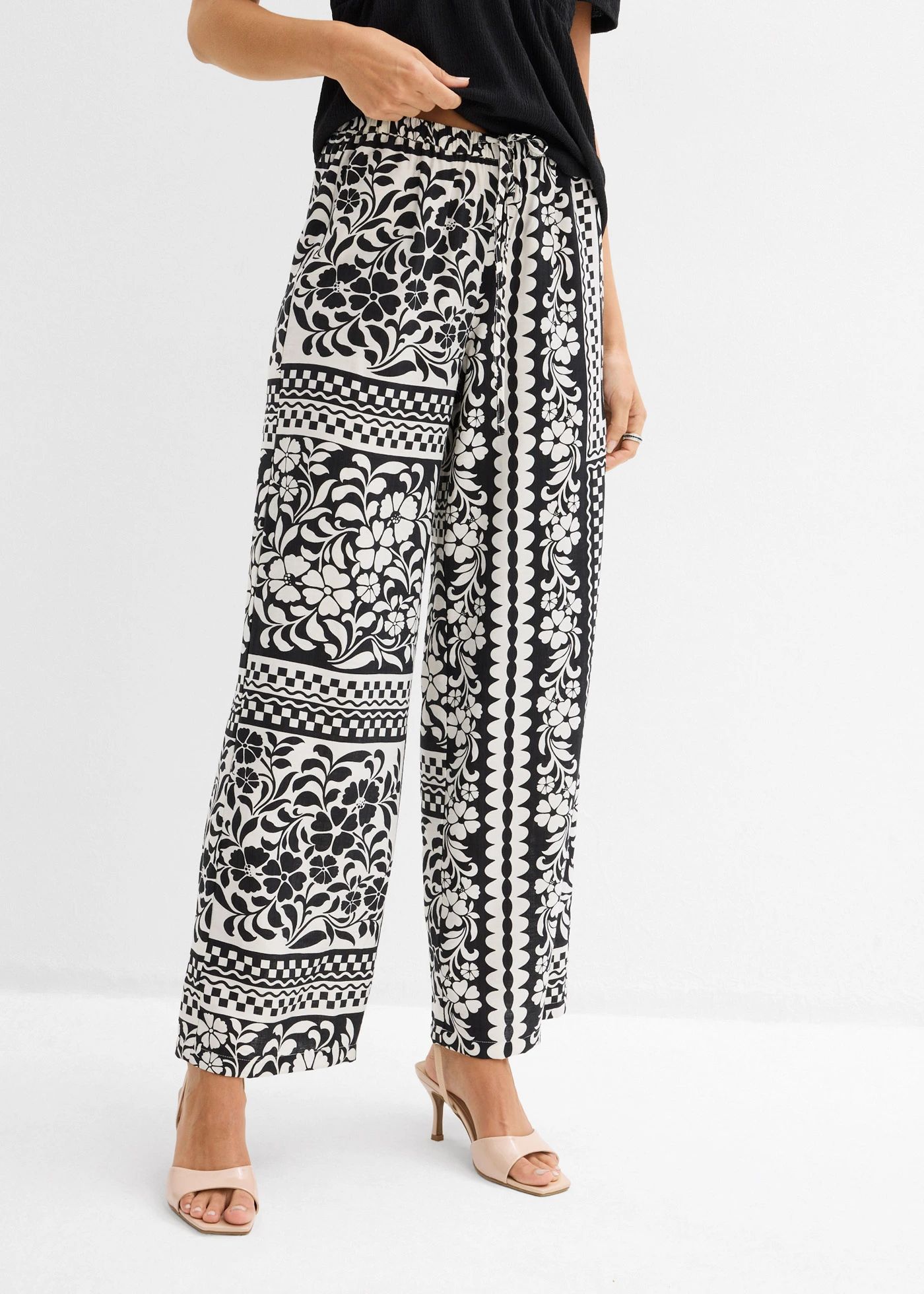 Pantalon fluide à taille élastiquée • noir-écru imprimé • Boutique bonprix