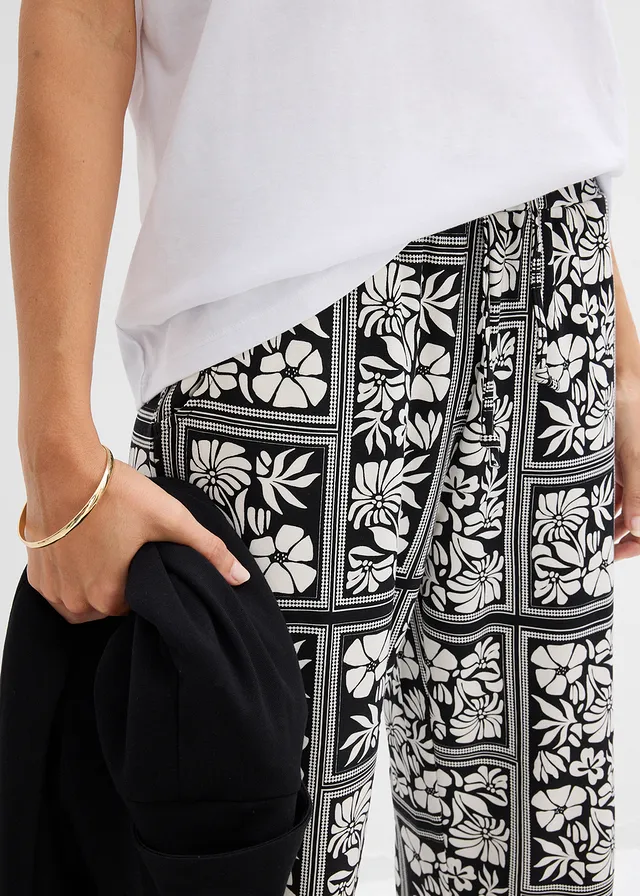 Oversized shirt van puur katoen • wit/zwart • product-page.page-title-suffix