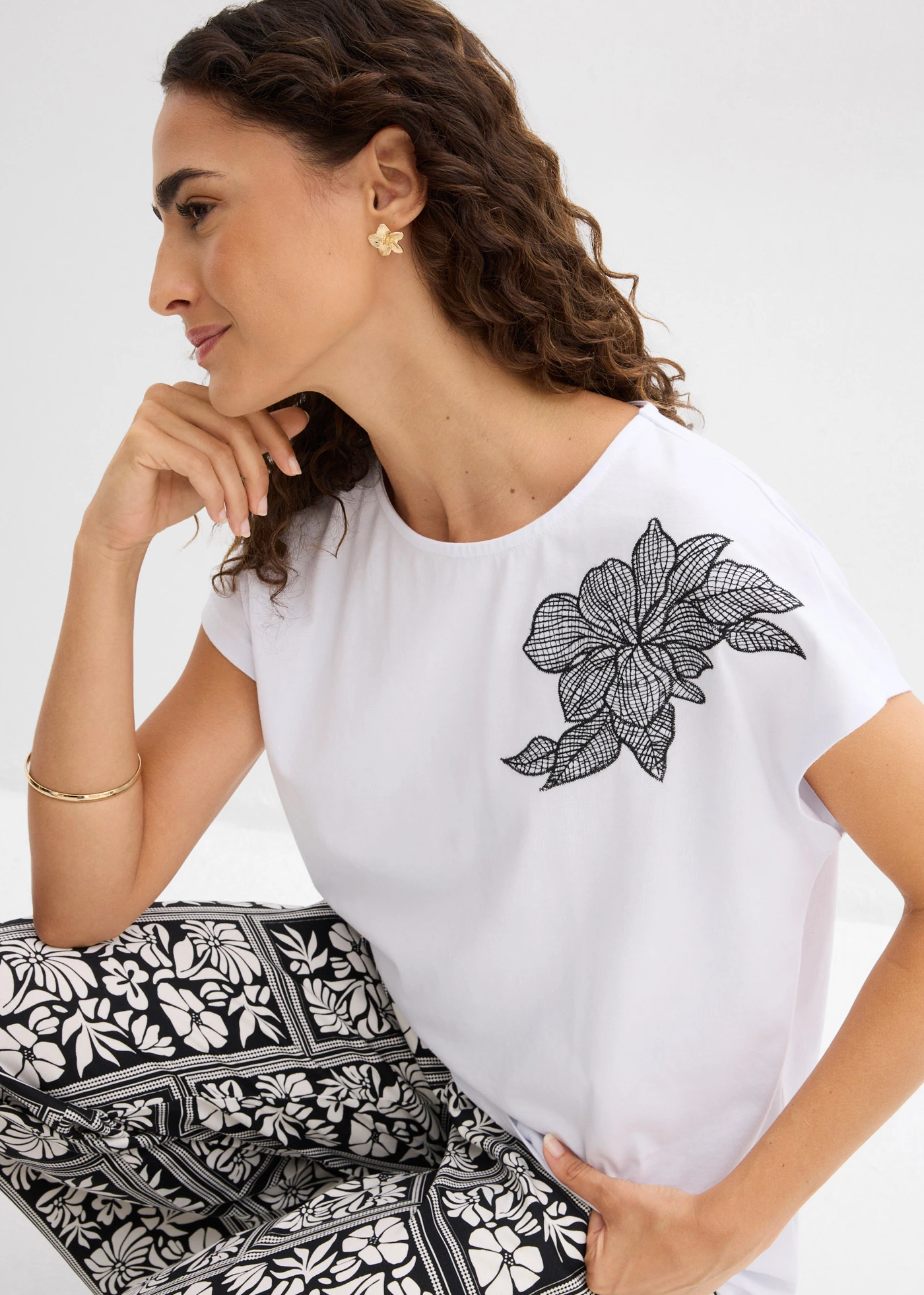 Oversized shirt van puur katoen • wit/zwart • bonprix online shop