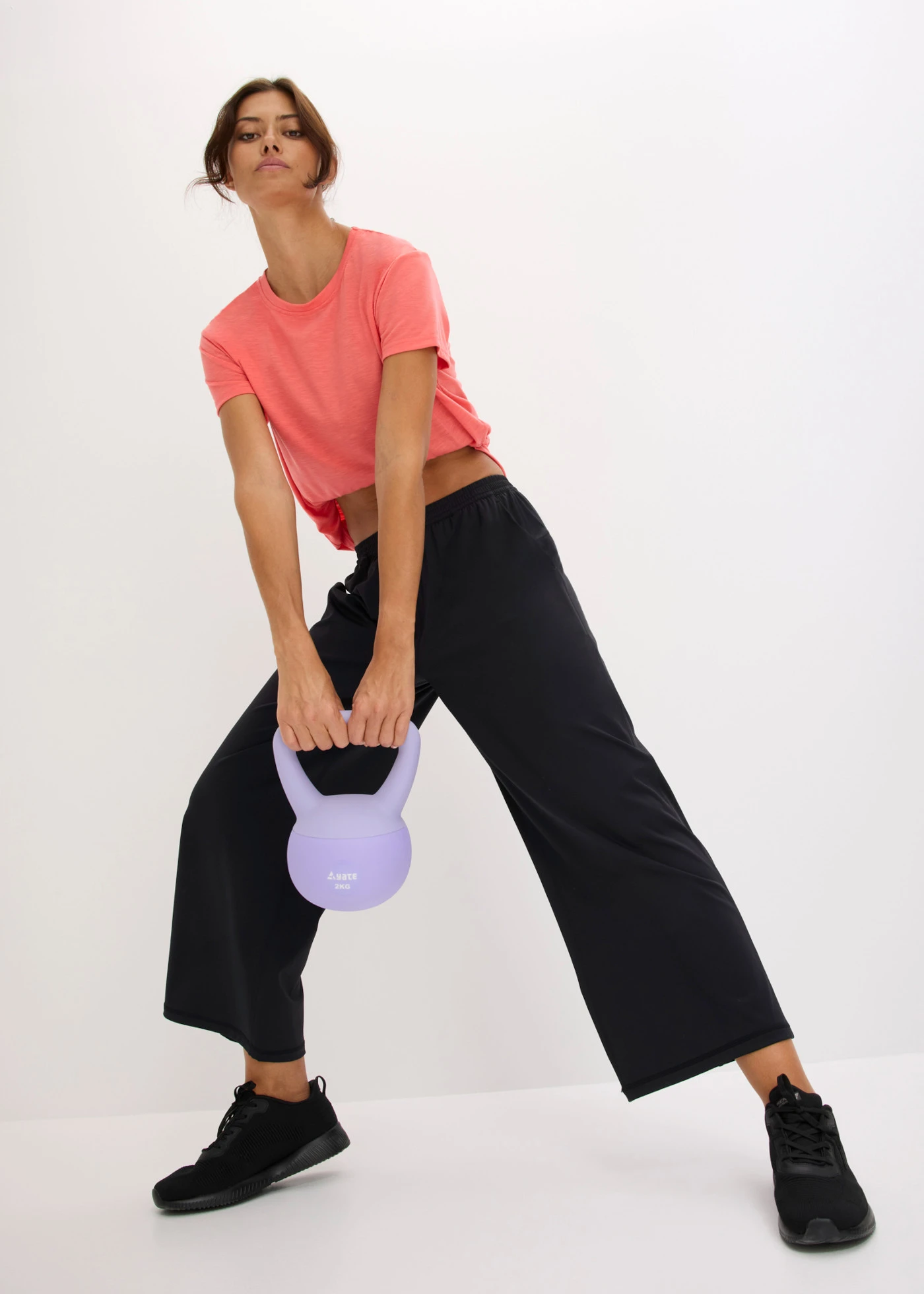 Comfort capri sportbroek met wijde pijpen, sneldrogend • zwart • bonprix online shop