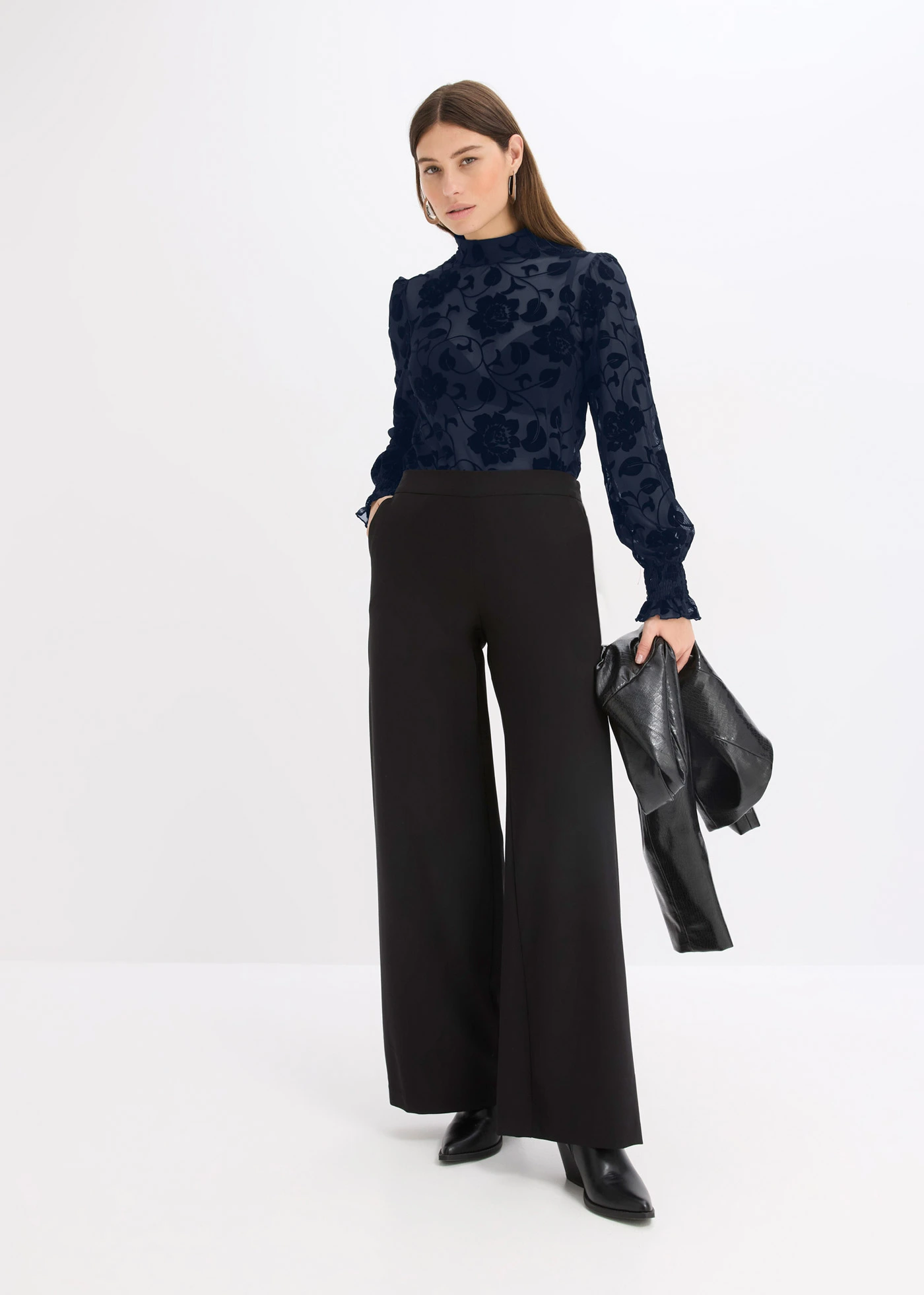 Transparant longsleeves en flockprint • donkerblauw • bonprix online shop