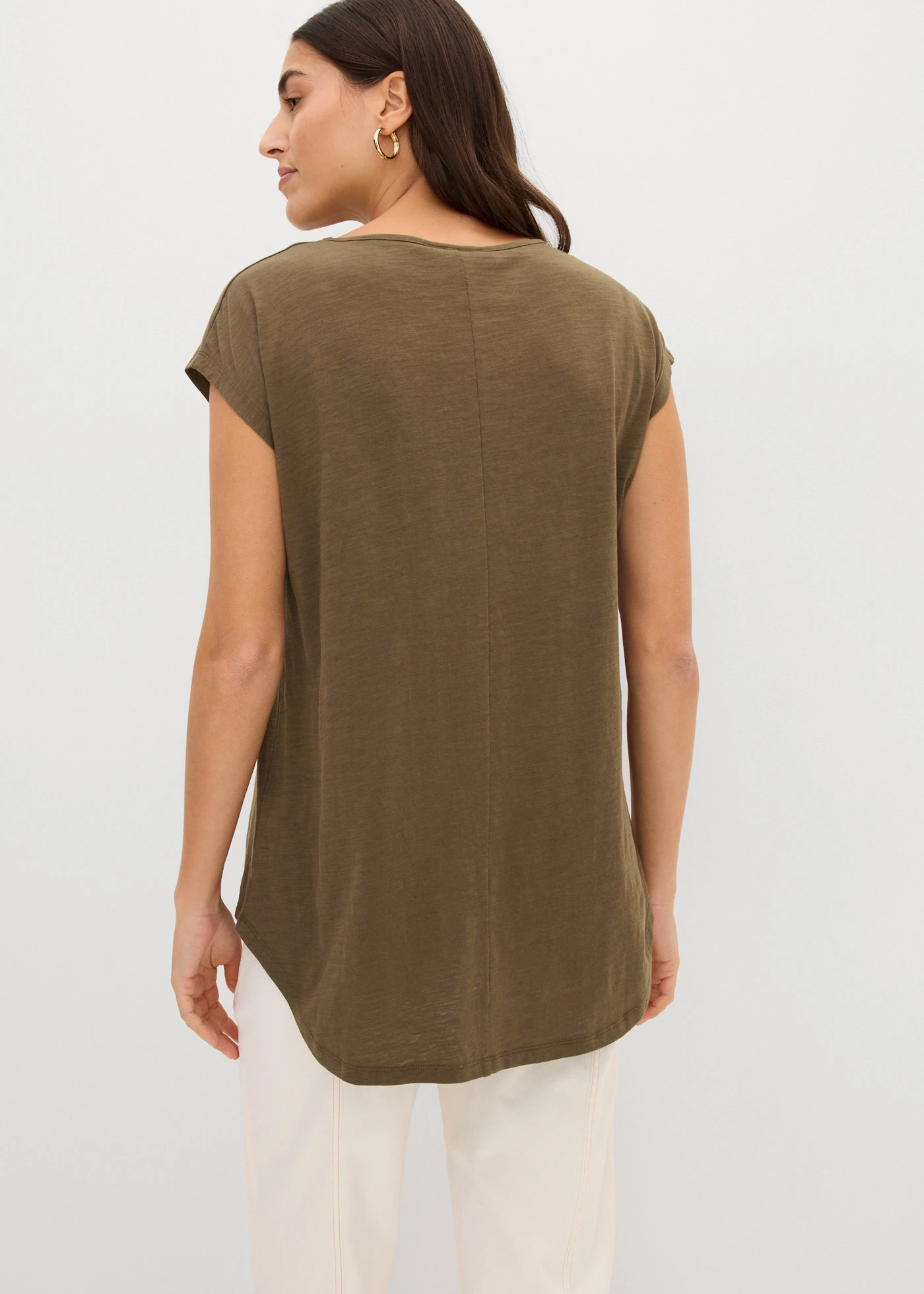 Bluză tricot lungă din bumbac organic 100% • oliv închis-negru grafic • magazin bonprix