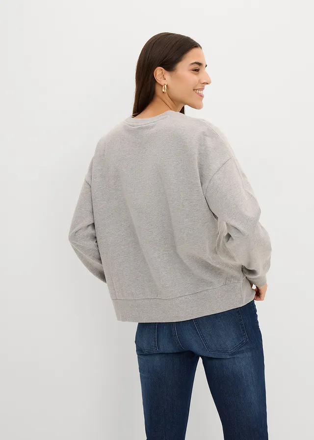 Oversized sweater met borduursel • lichtgrijs gemêleerd • product-page.page-title-suffix