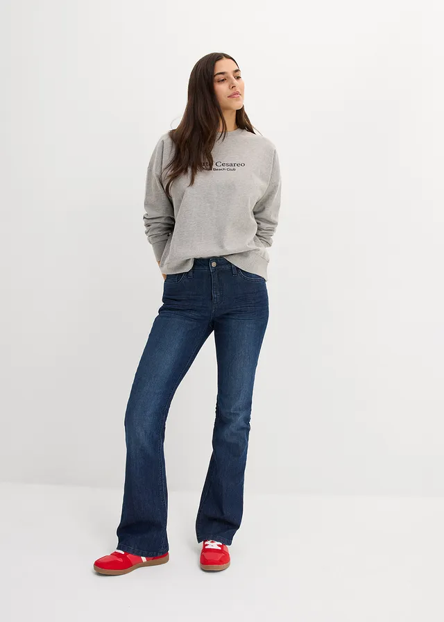 Oversized sweater met borduursel • lichtgrijs gemêleerd • product-page.page-title-suffix