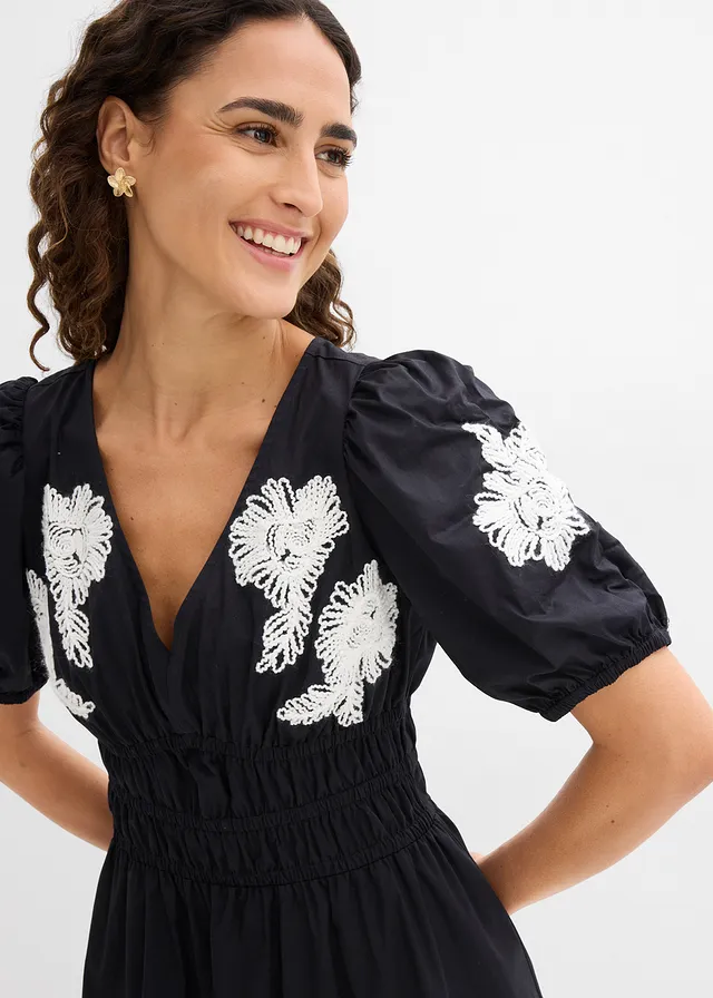 Robe midi brodée • noir-blanc floral • product-page.page-title-suffix