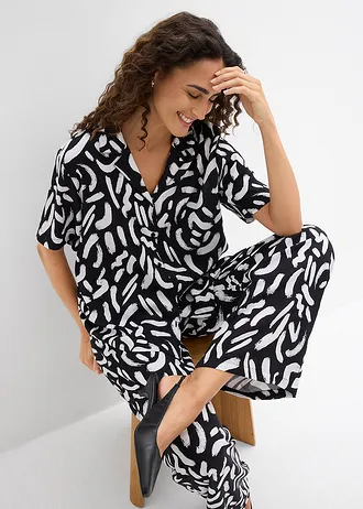 Overhemdblouse van soepele viscose • zwart-wit grafische print • bonprix online shop