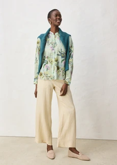 Blouse volantée en ramie rafraîchissante • vert pâle floral • Boutique bonprix