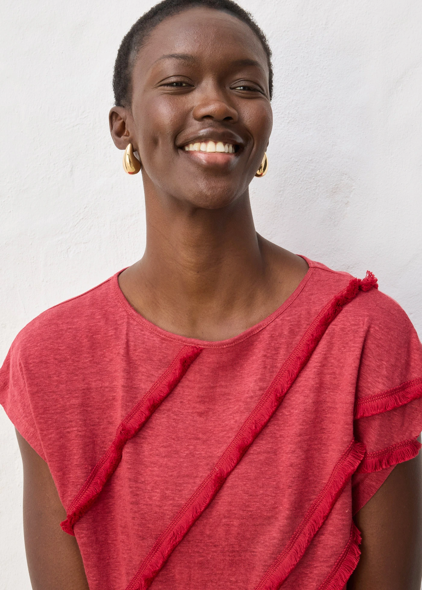 Póló tiszta lenvászonból, applikációval • cseresznyepiros • bonprix áruház