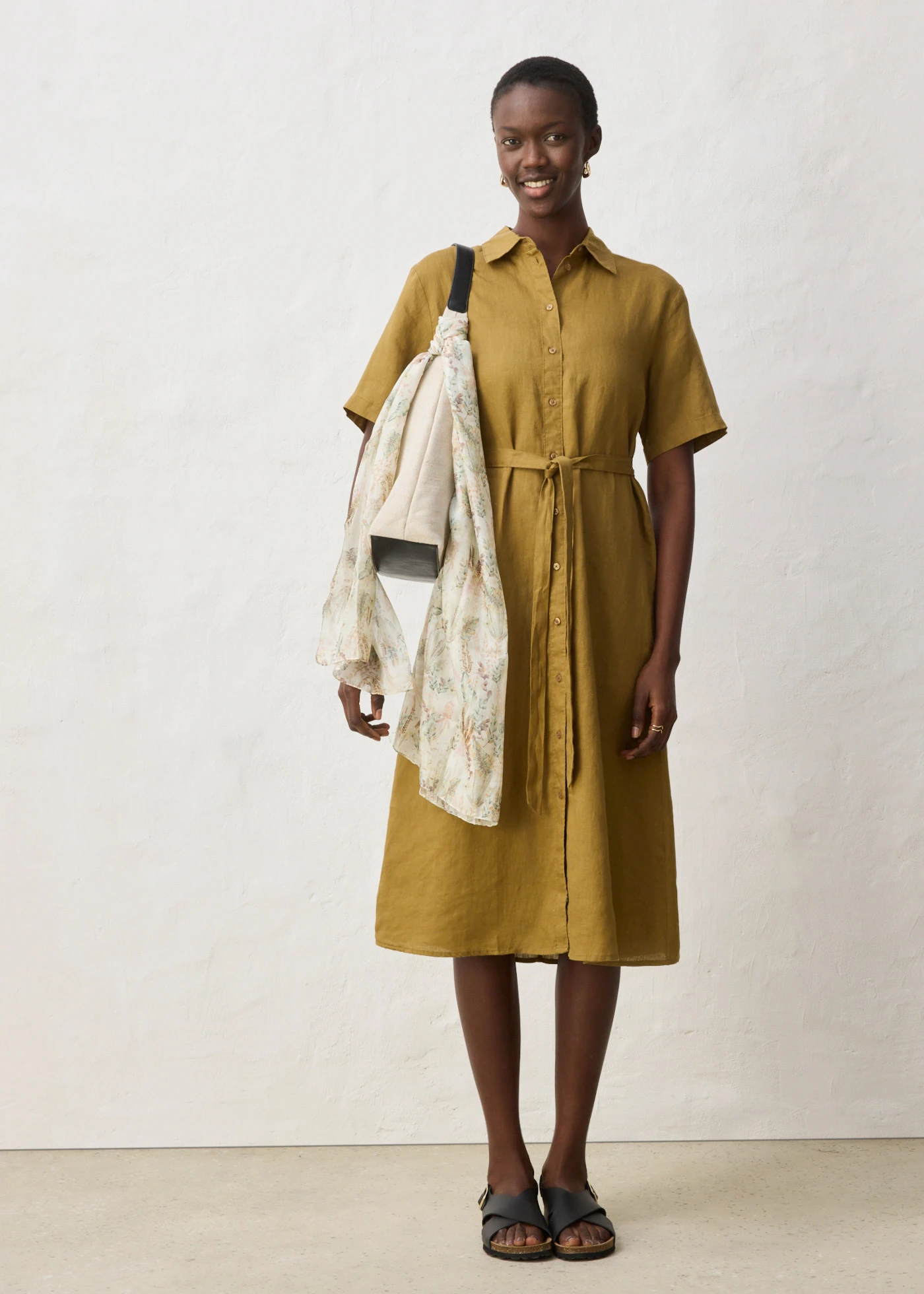 Blousejurk van puur linnen • natuurgroen • bonprix online shop