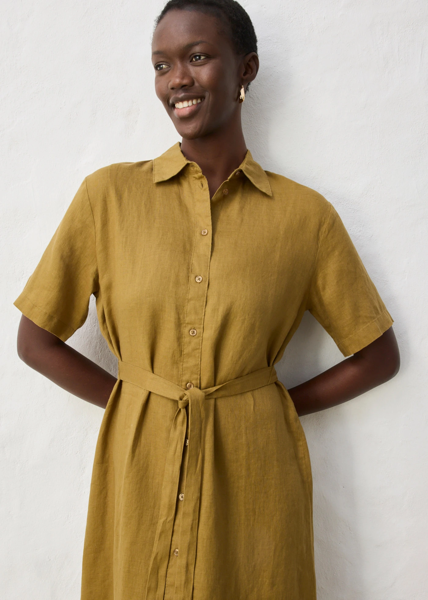 Robe-chemise 100% lin • vert nature • Boutique bonprix