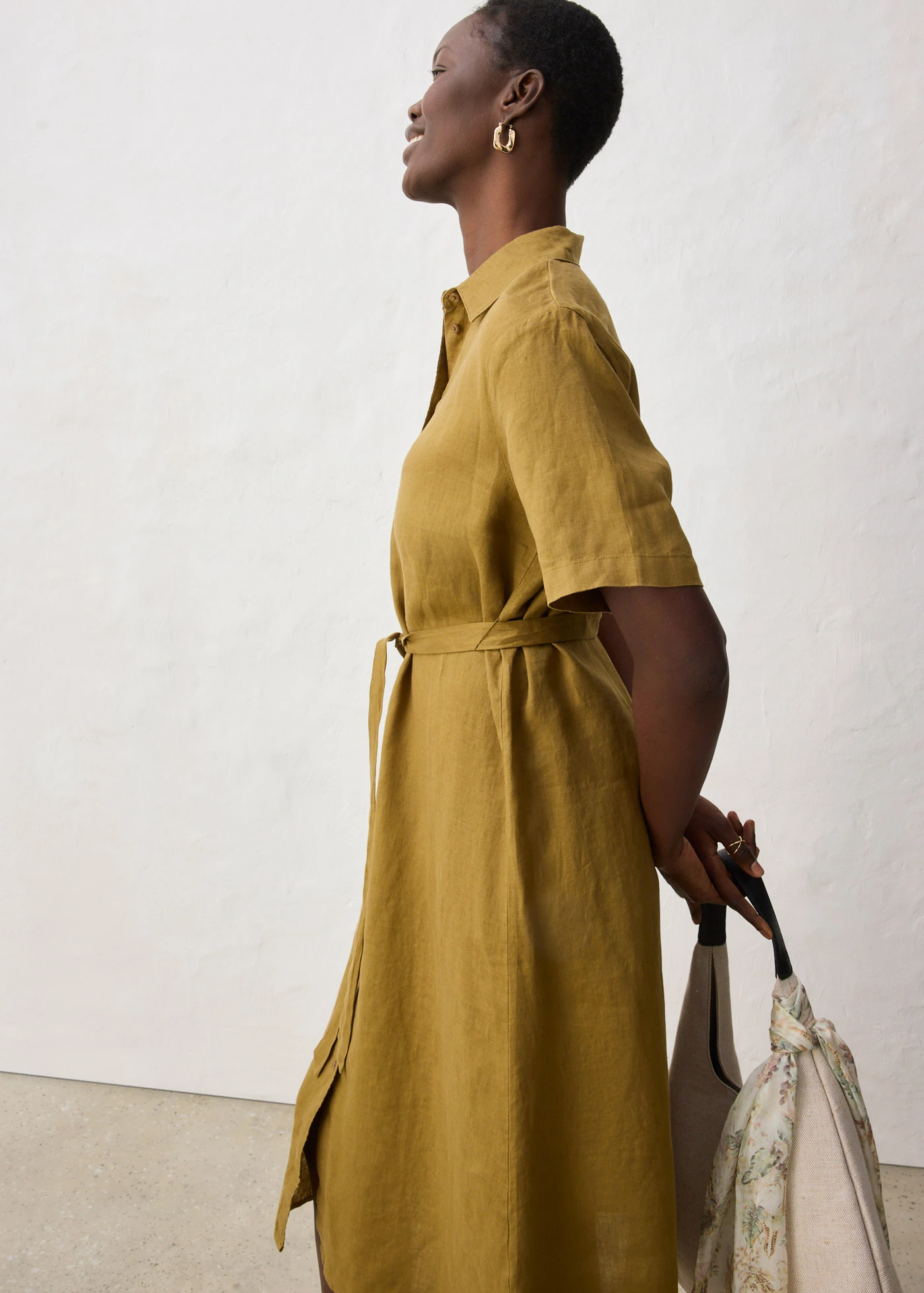 Halenkové šaty z čistého lnu • přírodní-zelená • bonprix obchod