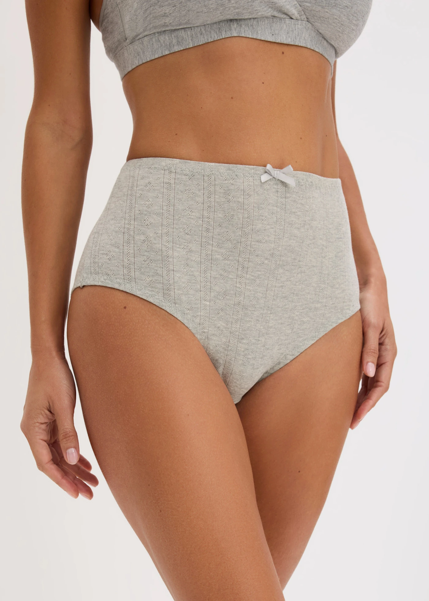 Lot de 4 slips taille haute en coton léger • gris clair chiné + bleu clair • Boutique bonprix