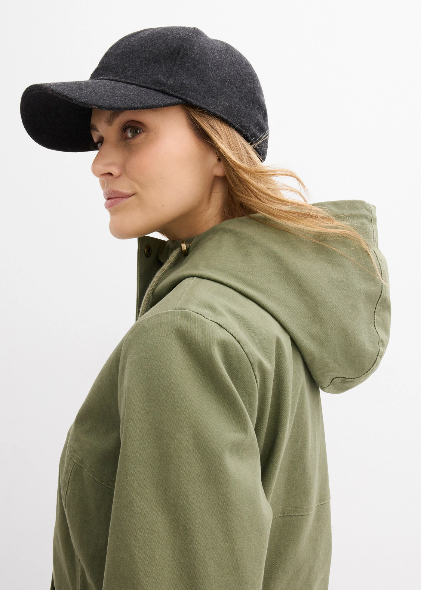 Veste déperlante avec doublure à carreaux • olive • Boutique bonprix