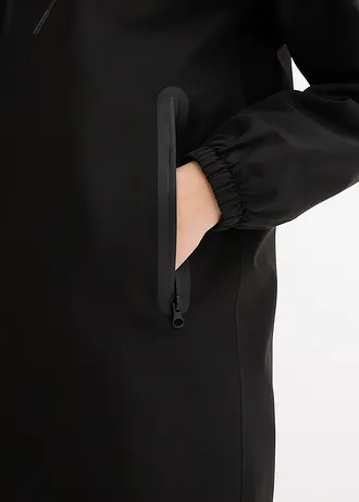 Lichte lange regenjas met schoudertas • zwart • bonprix online shop