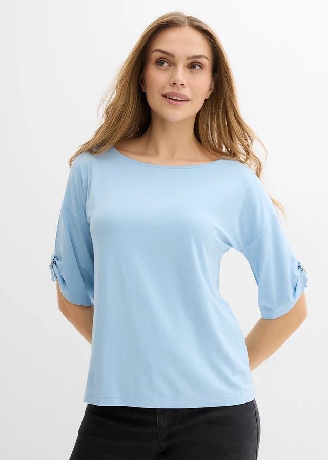 T-shirt met boothals • lichtblauw • product-page.page-title-suffix