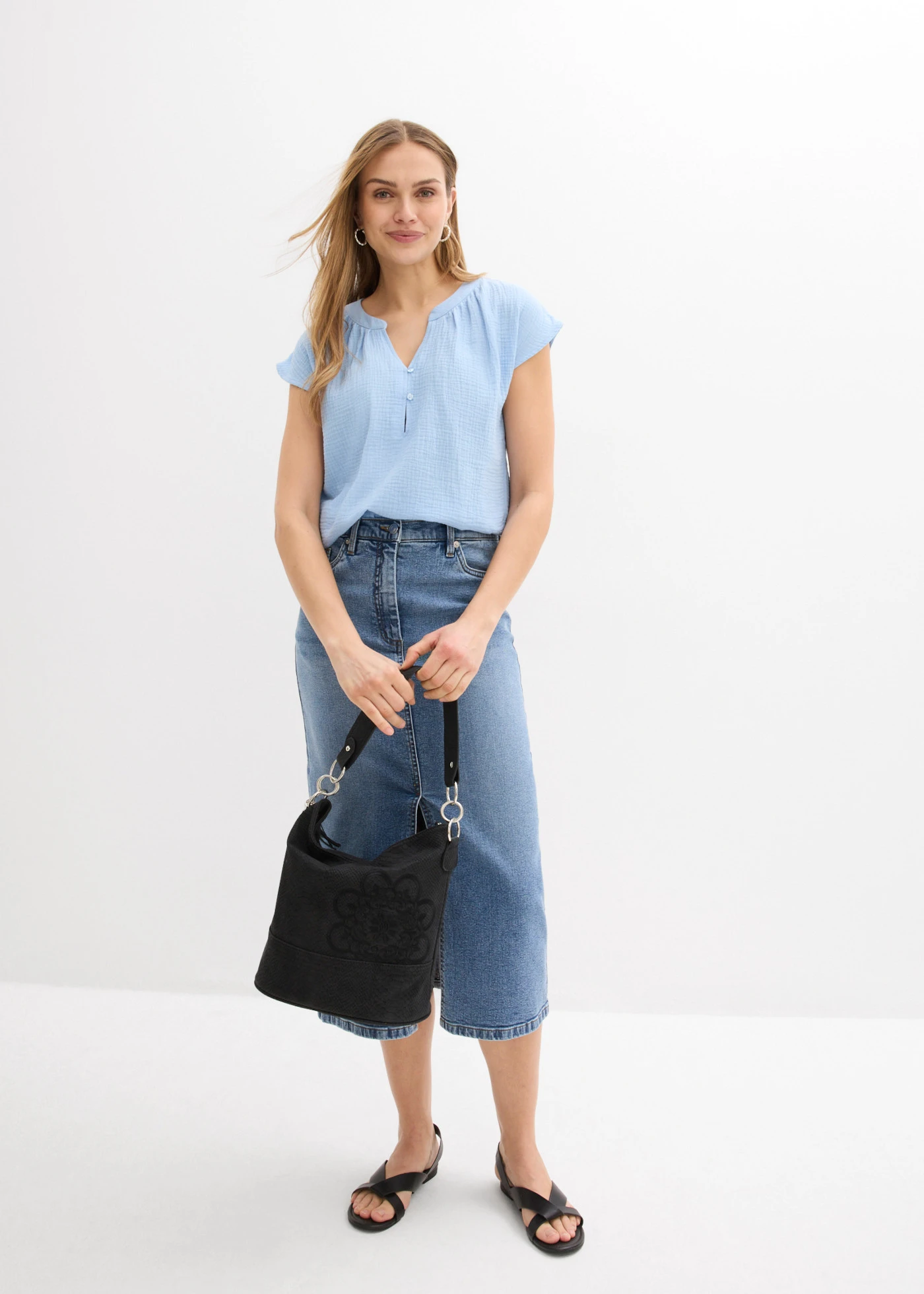 Blouse en gaze 100% coton • bleu clair • Boutique bonprix