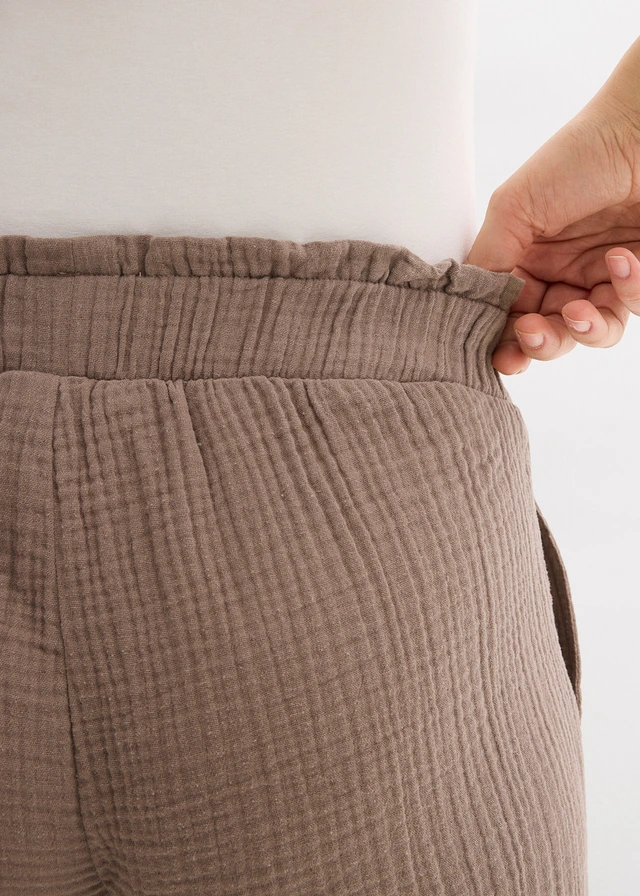 Pantalon large en gaze de coton • taupe • product-page.page-title-suffix