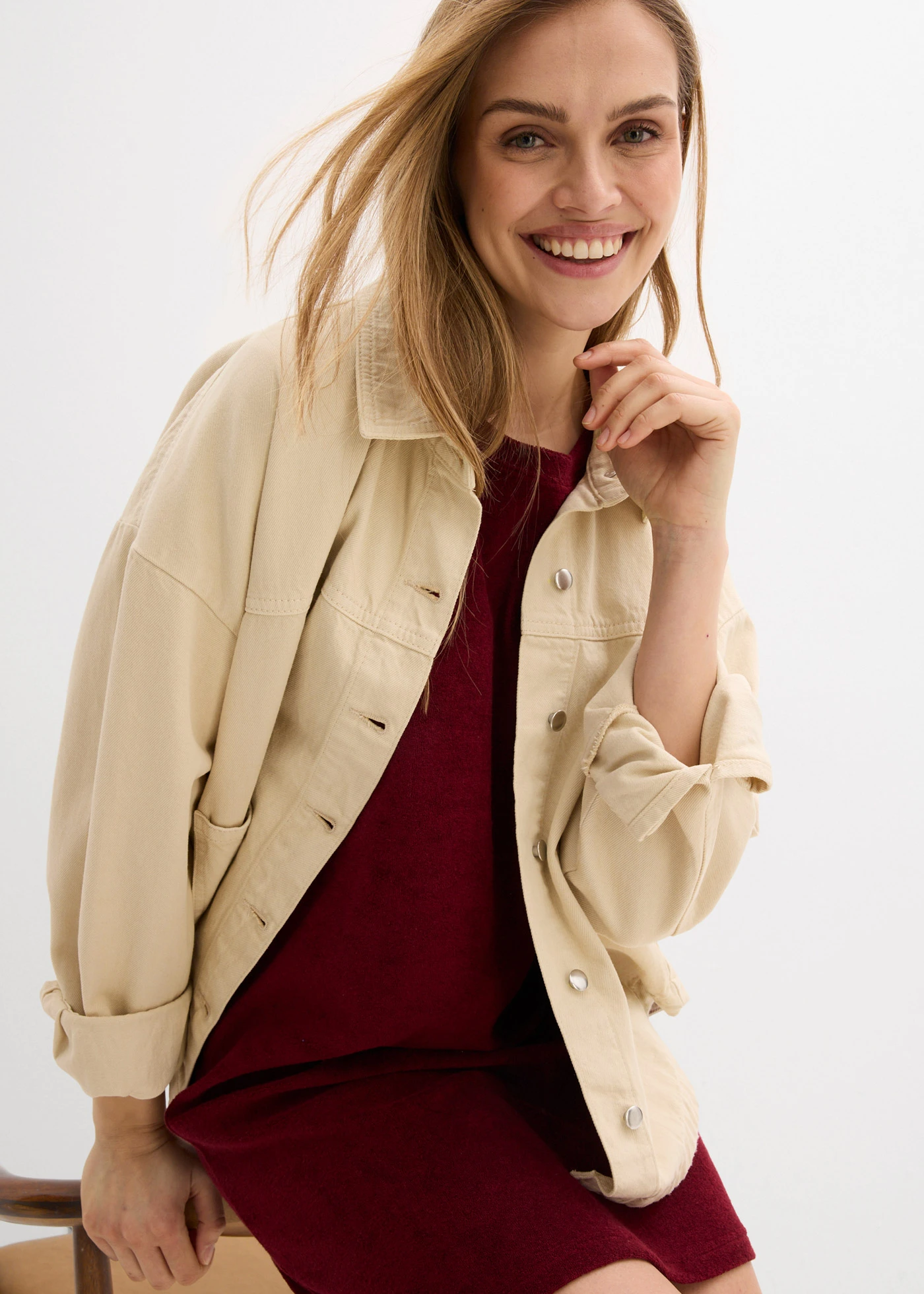 Sukienka T-shirtowa z frotte • czerwony rubinowy • sklep bonprix