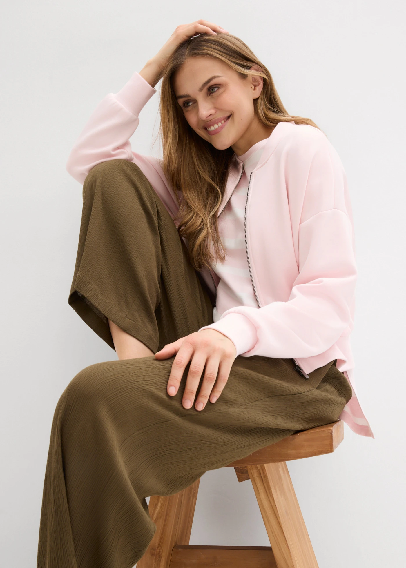 Palazzo broek van pure viscose • donkerolijfgroen • bonprix online shop