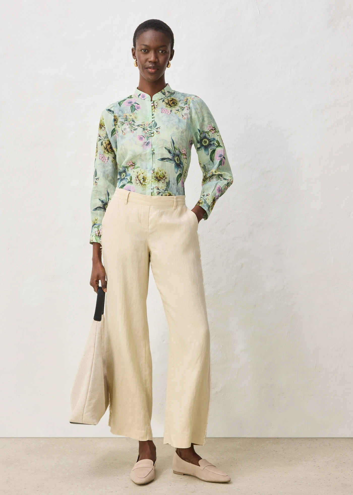 Pantalon large en lin • sable clair • Boutique bonprix