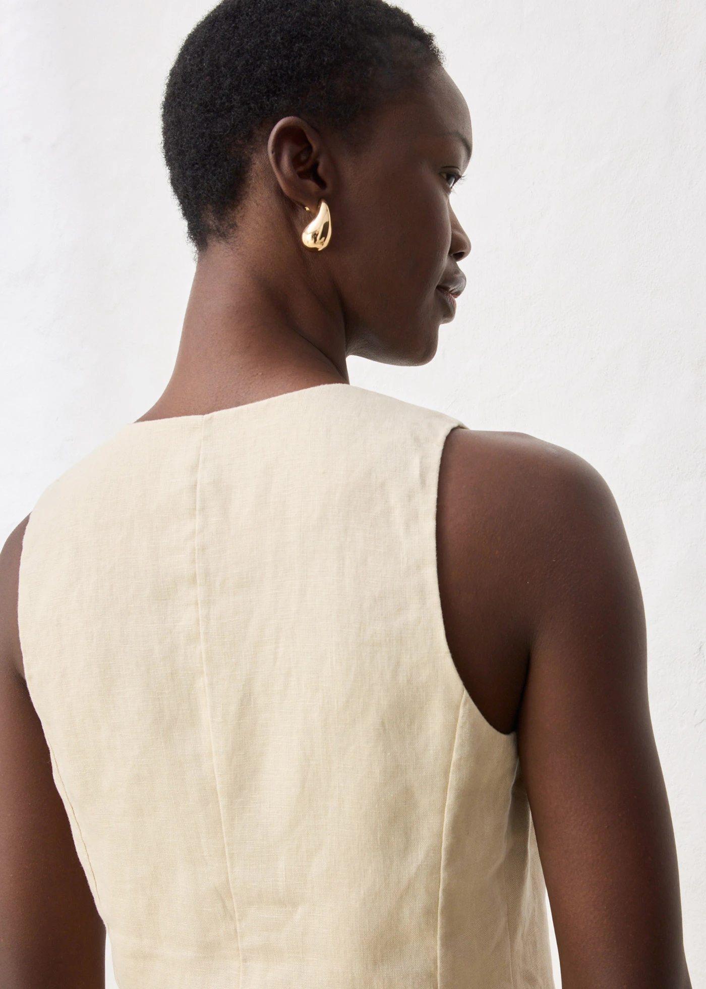 Kostuumgilet van puur linnen • lichtsand • bonprix online shop