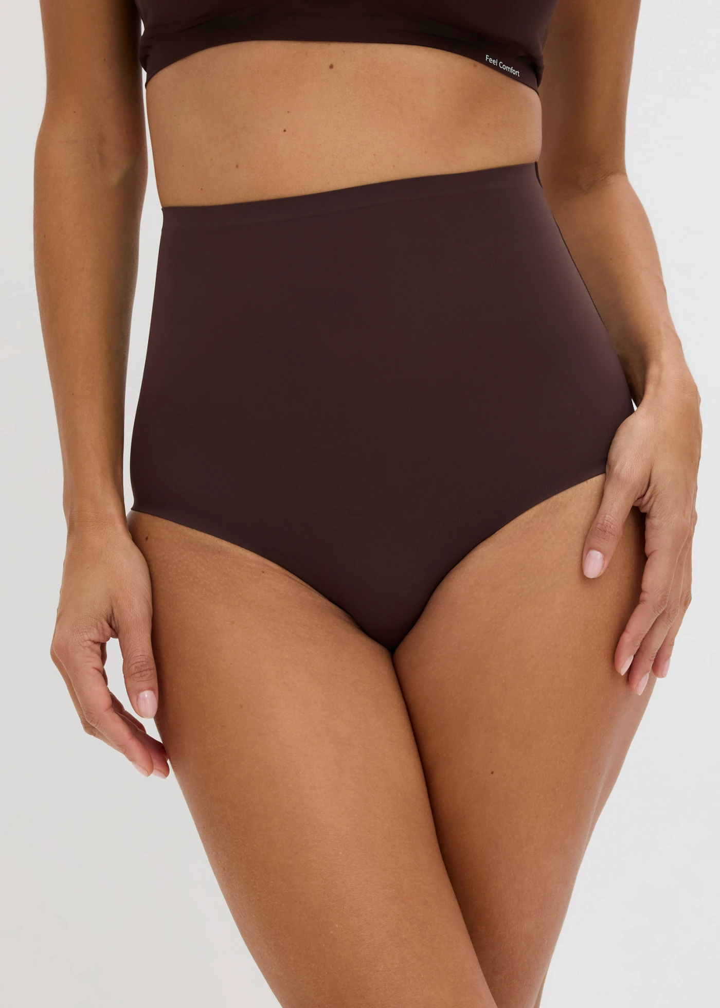 Chilot panty cu efect shape mediu (set/3 buc.) • maro închis+bej nisipiu+negru • magazin bonprix
