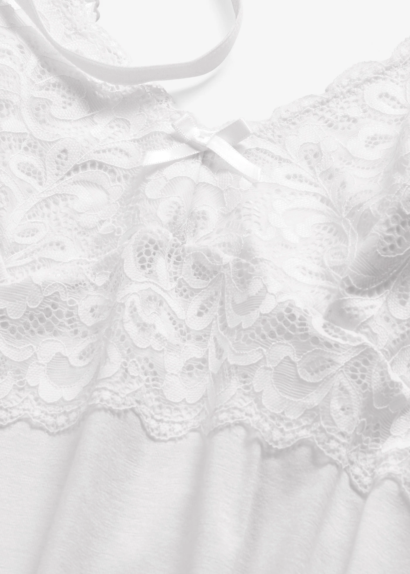 Nuisette douce en viscose majoritaire • blanc • Boutique bonprix