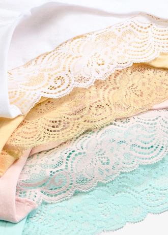 Lot de 4 culottes en coton doux avec dentelle • jaune clair + rose clair + bleu aqua • Boutique bonprix