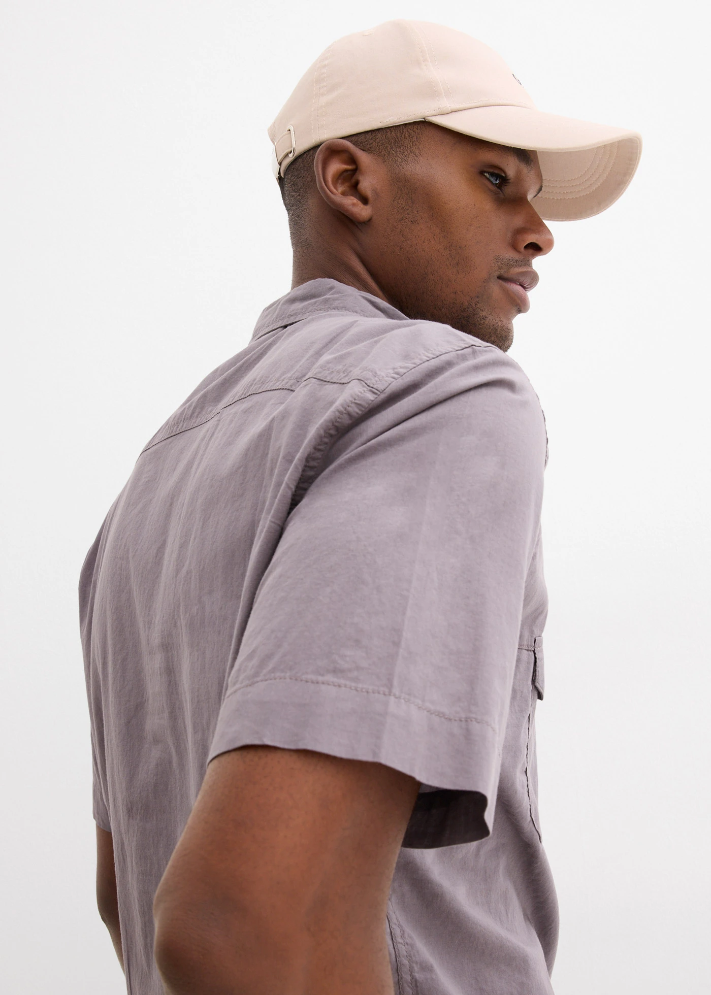 Licht overhemd met korte mouwen • rookgrijs • bonprix online shop