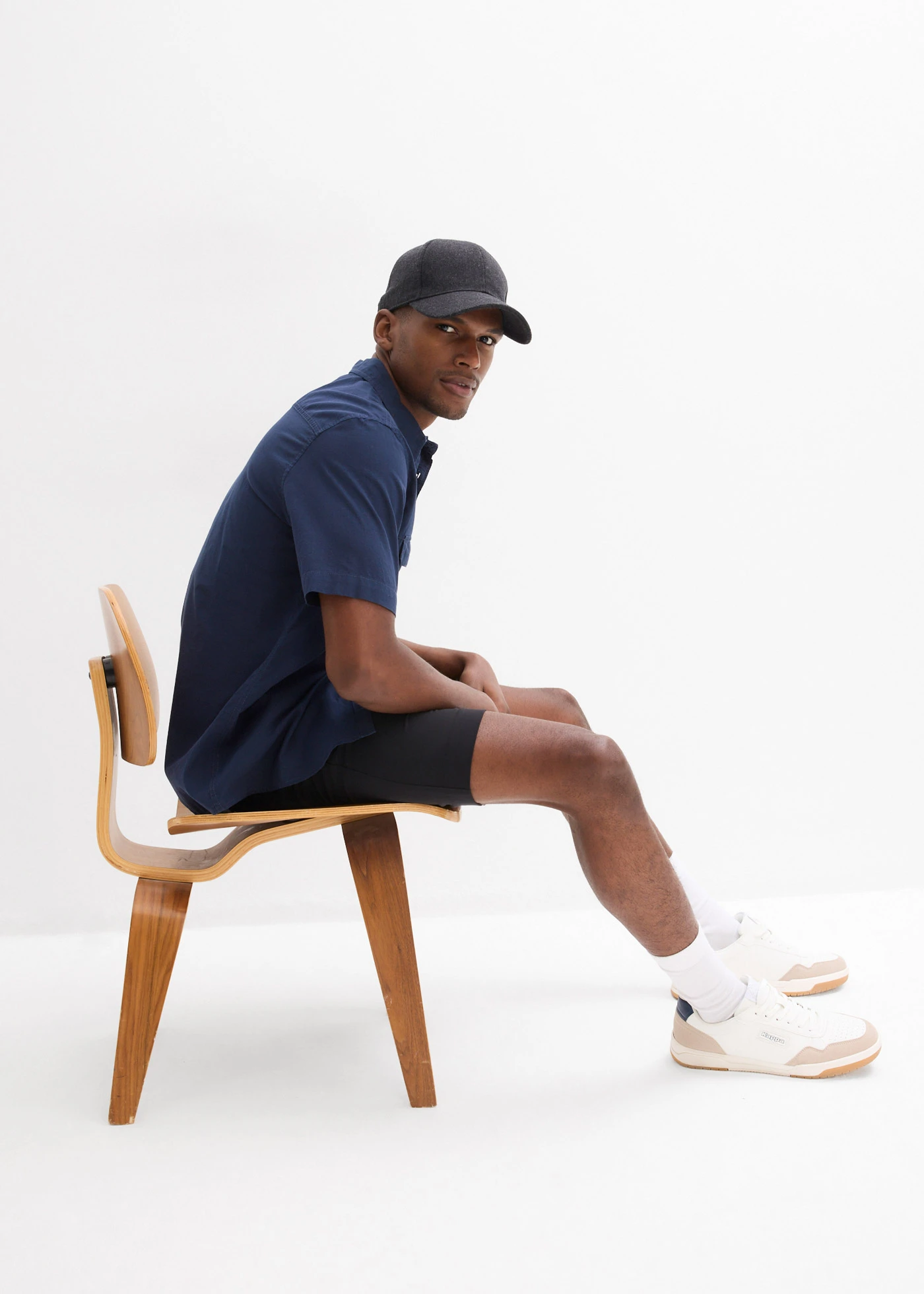 Koszula z krótkim rękawem, z czystej bawełny • ciemnoniebieski • sklep bonprix