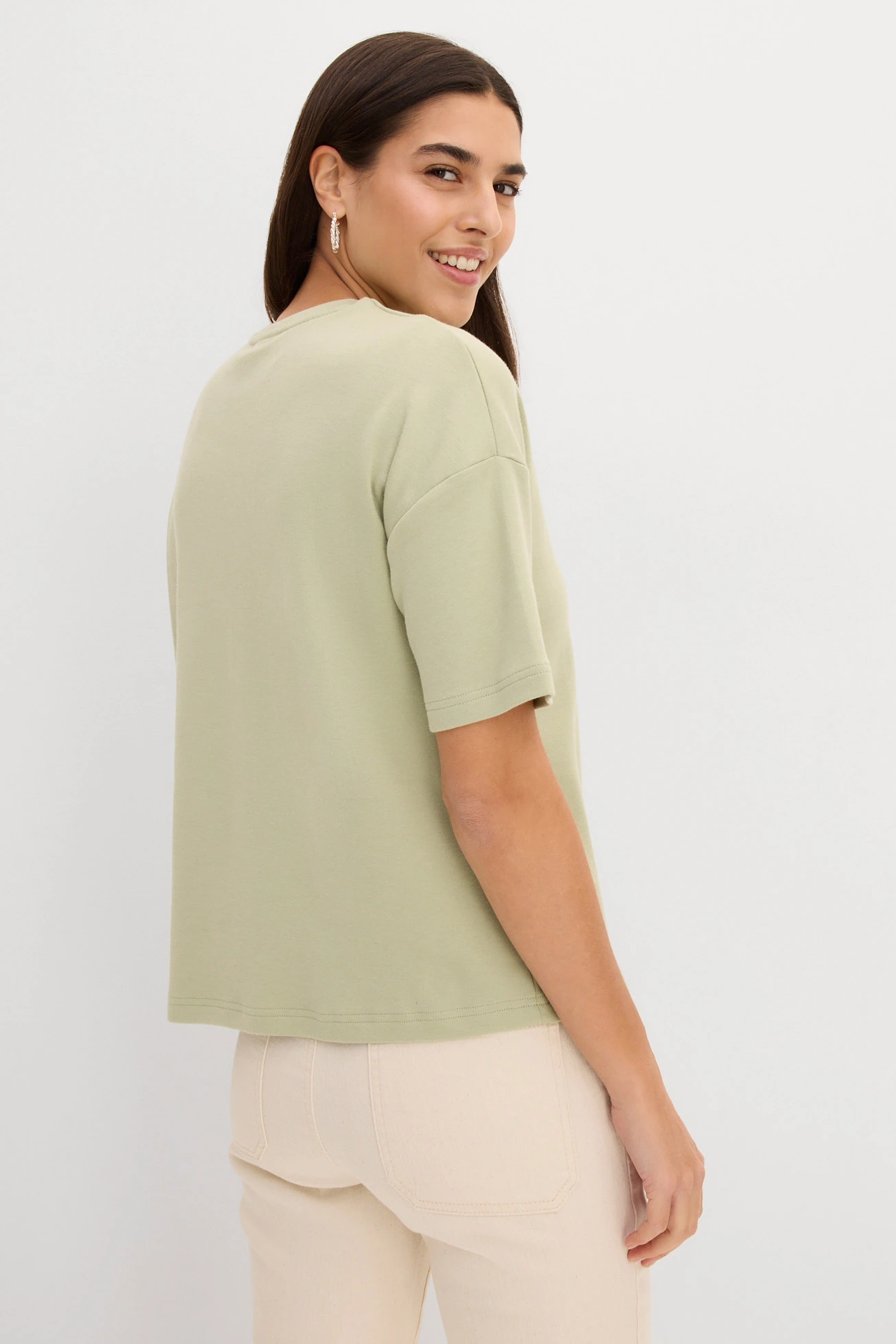 T-shirt ample 100% coton • vert pâle imprimé • Boutique bonprix