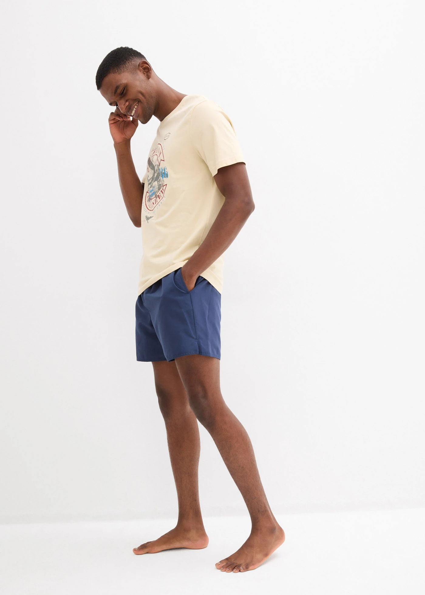 Short de bain avec poches • bleu foncé • Boutique bonprix