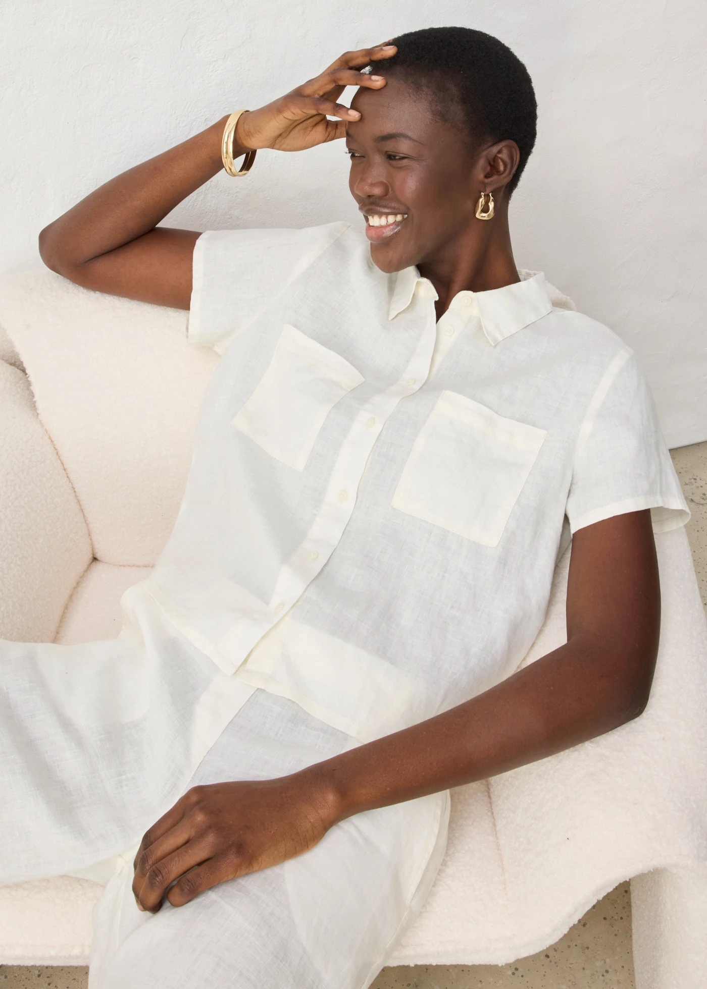 Wijde blouse met korte mouwen van puur linnen • wolwit • bonprix online shop