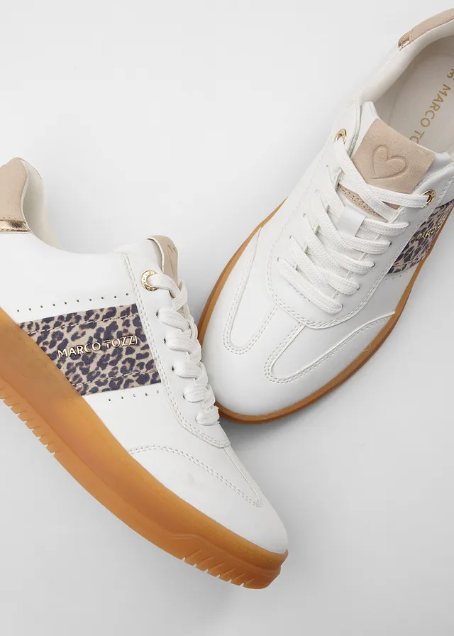 Plateau sneakers in retrolook van Marco Tozzi • wit • product-page.page-title-suffix