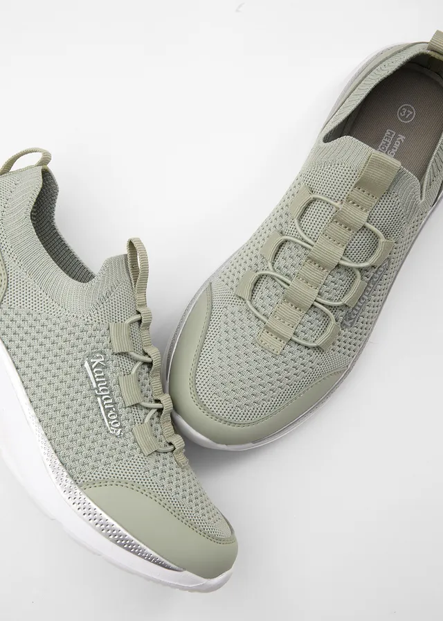 Comfortabele Kangaroos slip-in-sneakers met memory foam • saliegroen • product-page.page-title-suffix