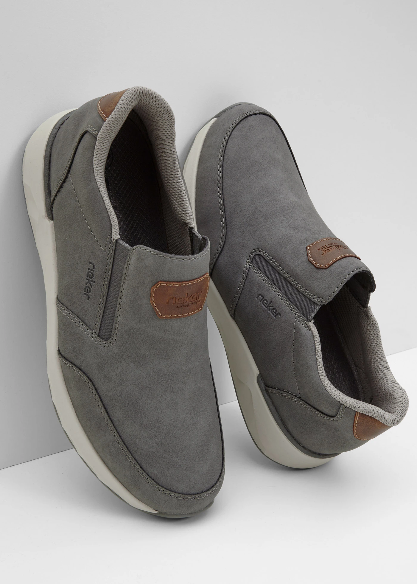 Pantofi casual Rieker, cu lățime confortabilă • gri • magazin bonprix