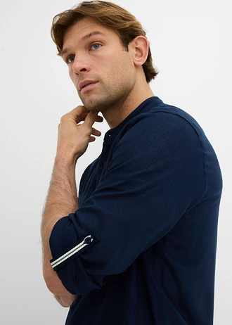 Chemise manches longues en matière fraîche et légère • bleu foncé • Boutique bonprix