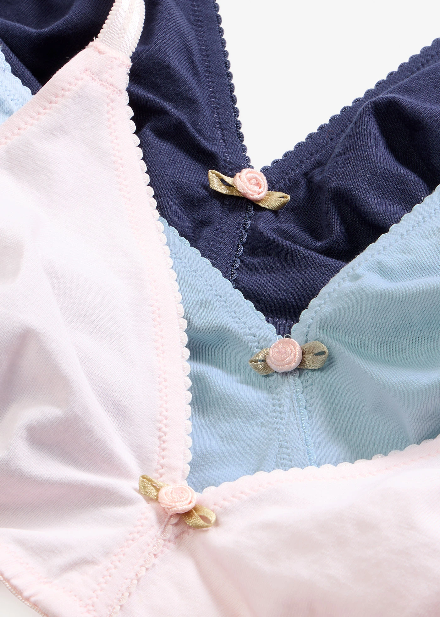 Lot de 3 soutiens-gorge coton sans armatures • bleu clair + bleu foncé + rose • Boutique bonprix