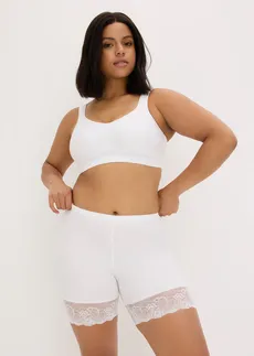 Niet schurende biker short van polyamide met kant aan de pijpjes • wit • bonprix online shop