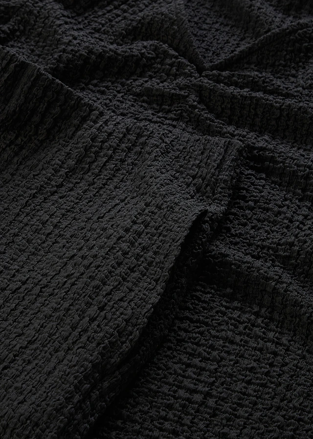 T-shirt et pantalon (ens. 2 pces) en crêpe texturé • noir • product-page.page-title-suffix