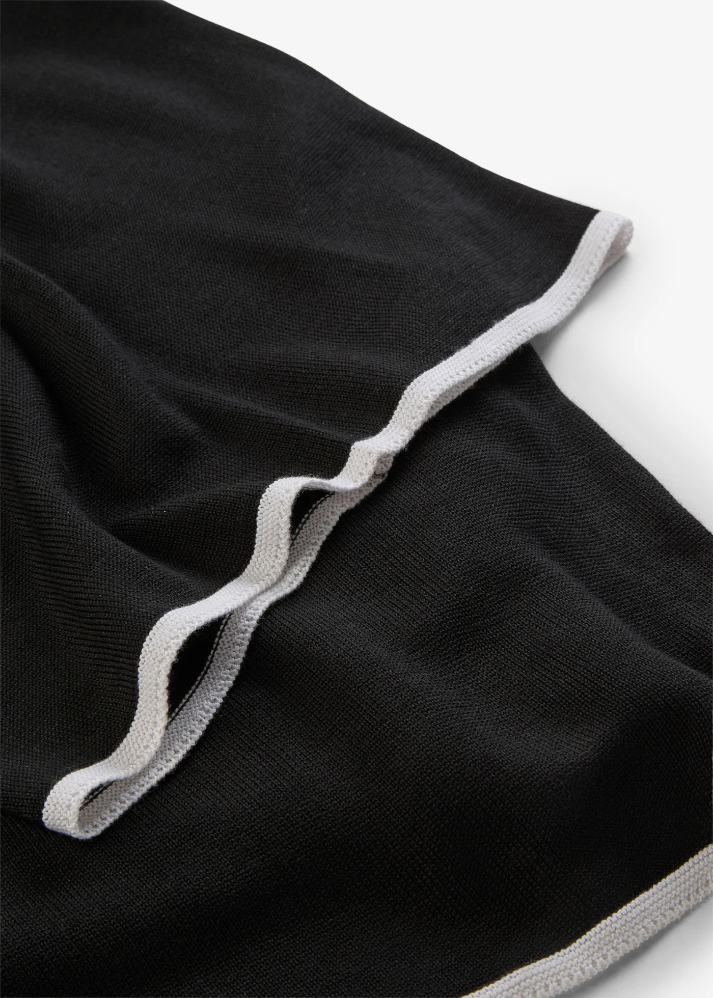 Gebreide broek van een viscose-mix • zwart/wit • bonprix online shop