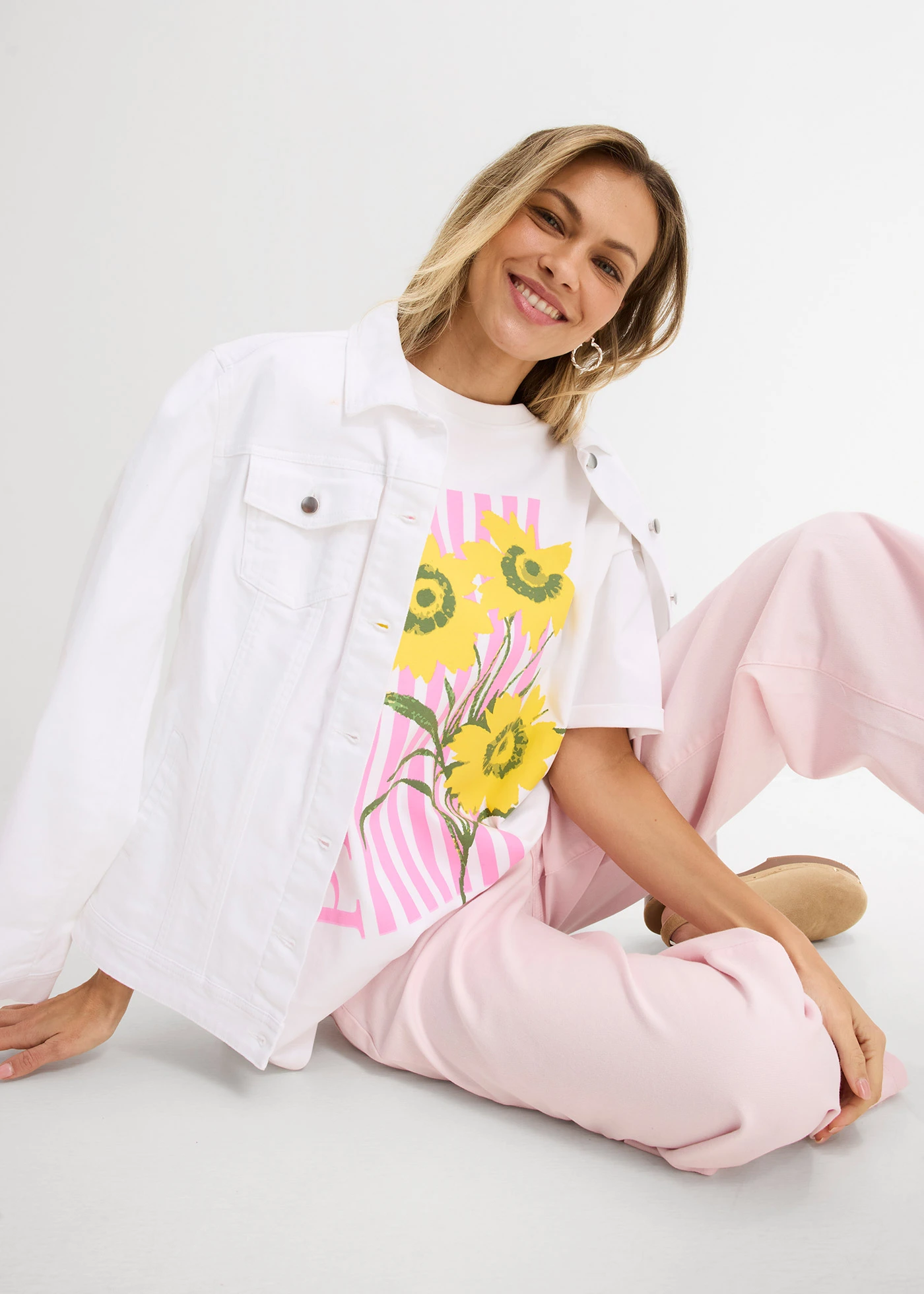 Bluză oversize din bumbac organic 100% • alb cu imprimeu • magazin bonprix