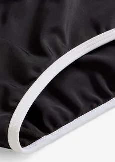 Bikinové kalhotky s kontrastními bílými švy • černá • bonprix obchod